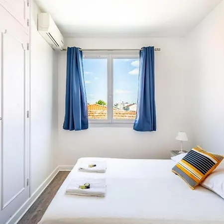 Apartment La Girafe Rouge *