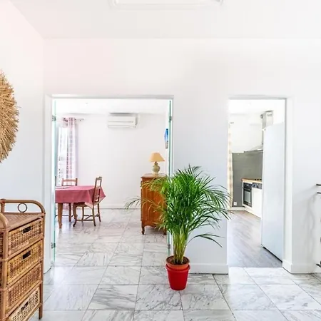 La Girafe Rouge Apartment Begles