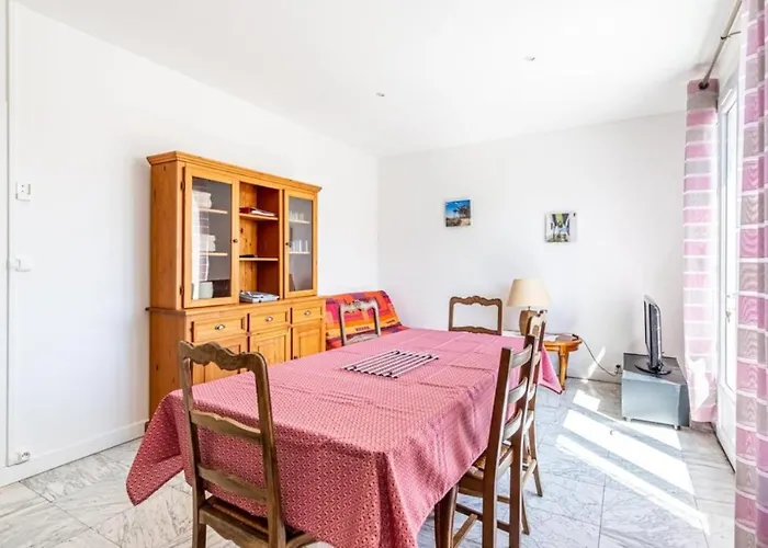 La Girafe Rouge Daire Bègles